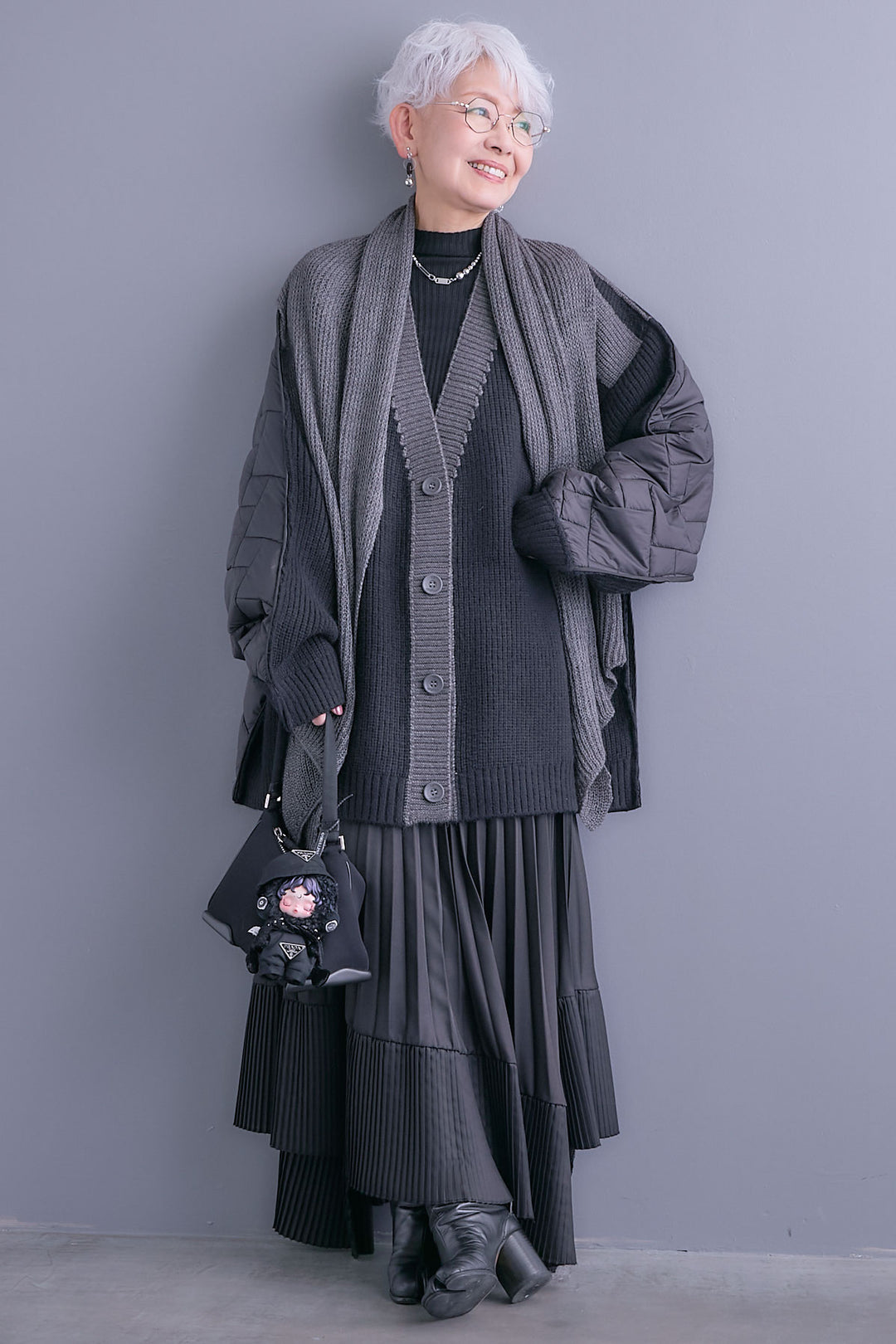 【SET】バックキルティングローゲージニットカーディガン【ストール付き】+アシンメトリープリーツスカート(2set)