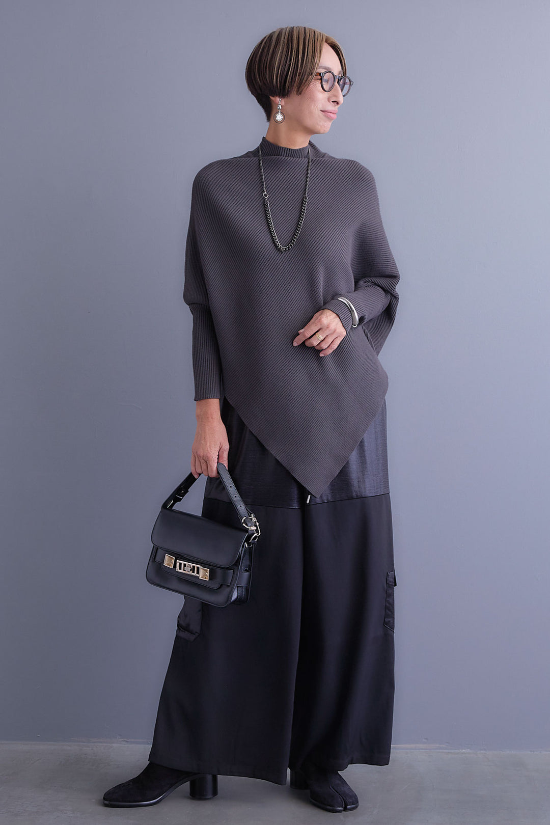 【SET】アシンメトリーオーバーニット+パテントデザインワイドパンツ(2set)