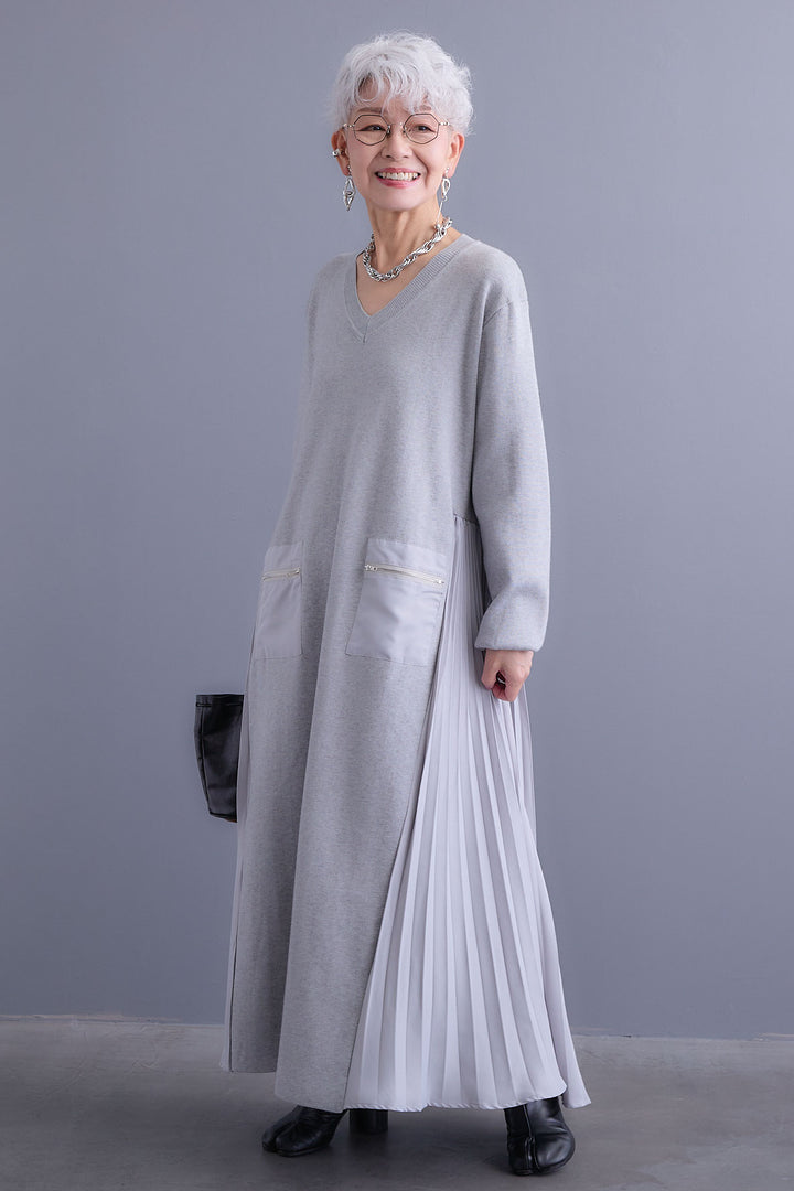 【予約】ZIPポケットサイドプリーツニットワンピース