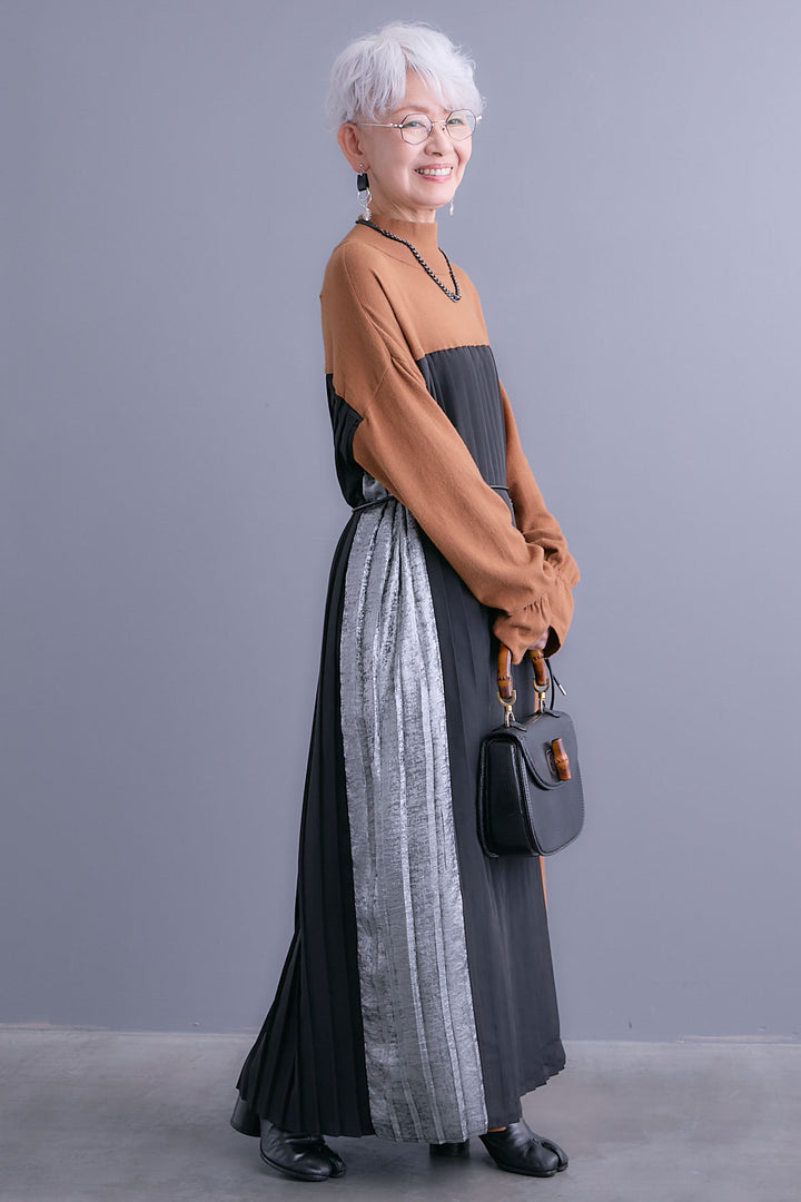 【予約】メタリックプリーツドッキングニットワンピース