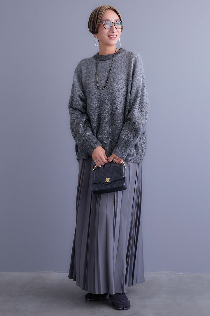 【予約】グラデーションラメクルーネックニット