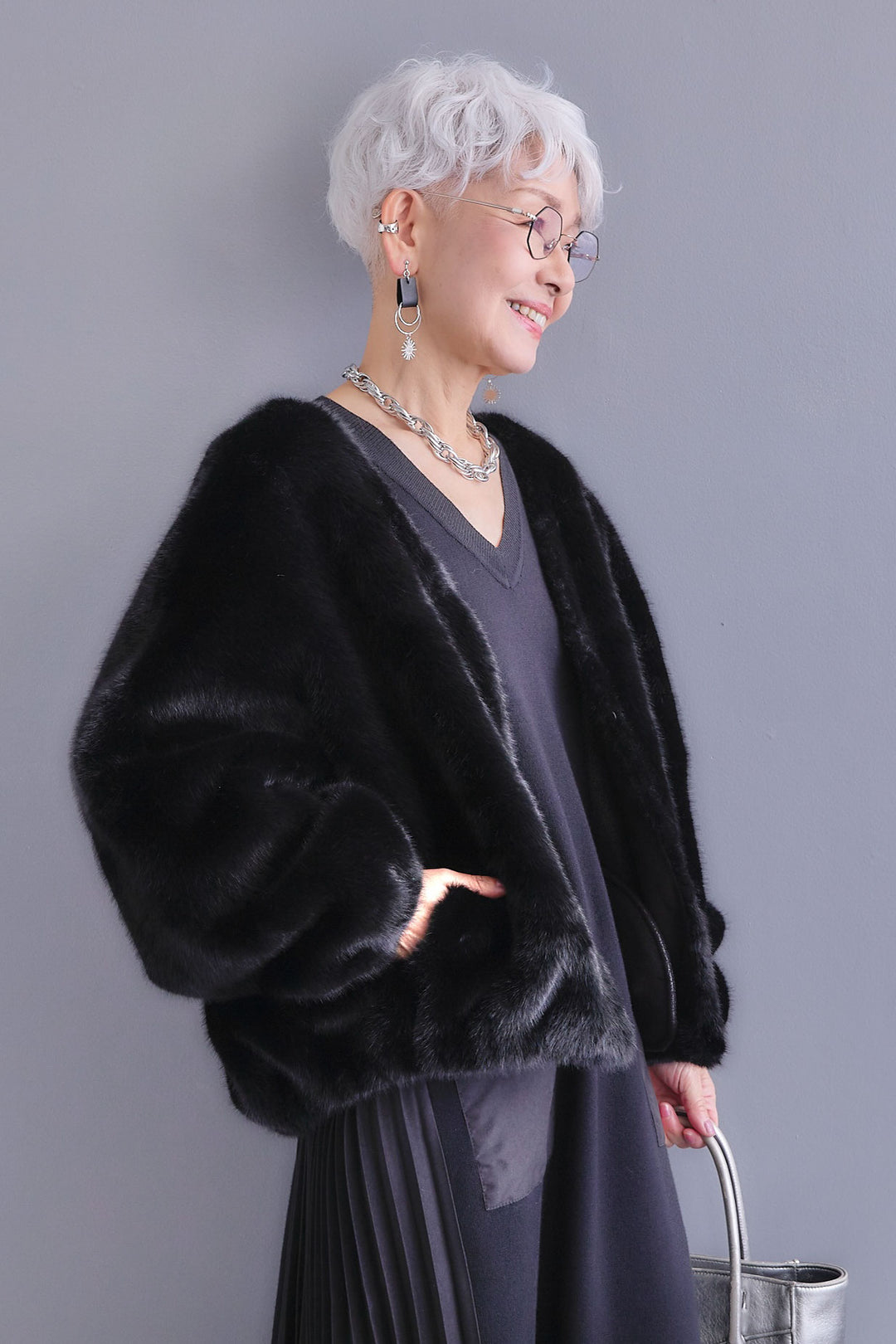 【予約】ノーカラーラウンドシルエットファーコート