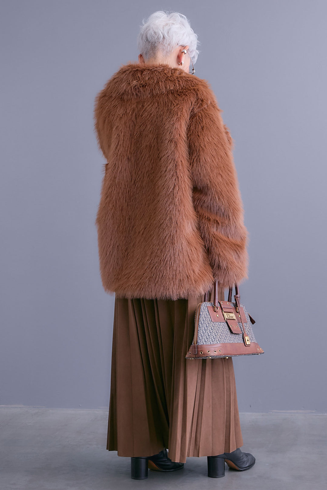 【SET】テーラードカラーファーコート+スエードロングプリーツスカート(2set)