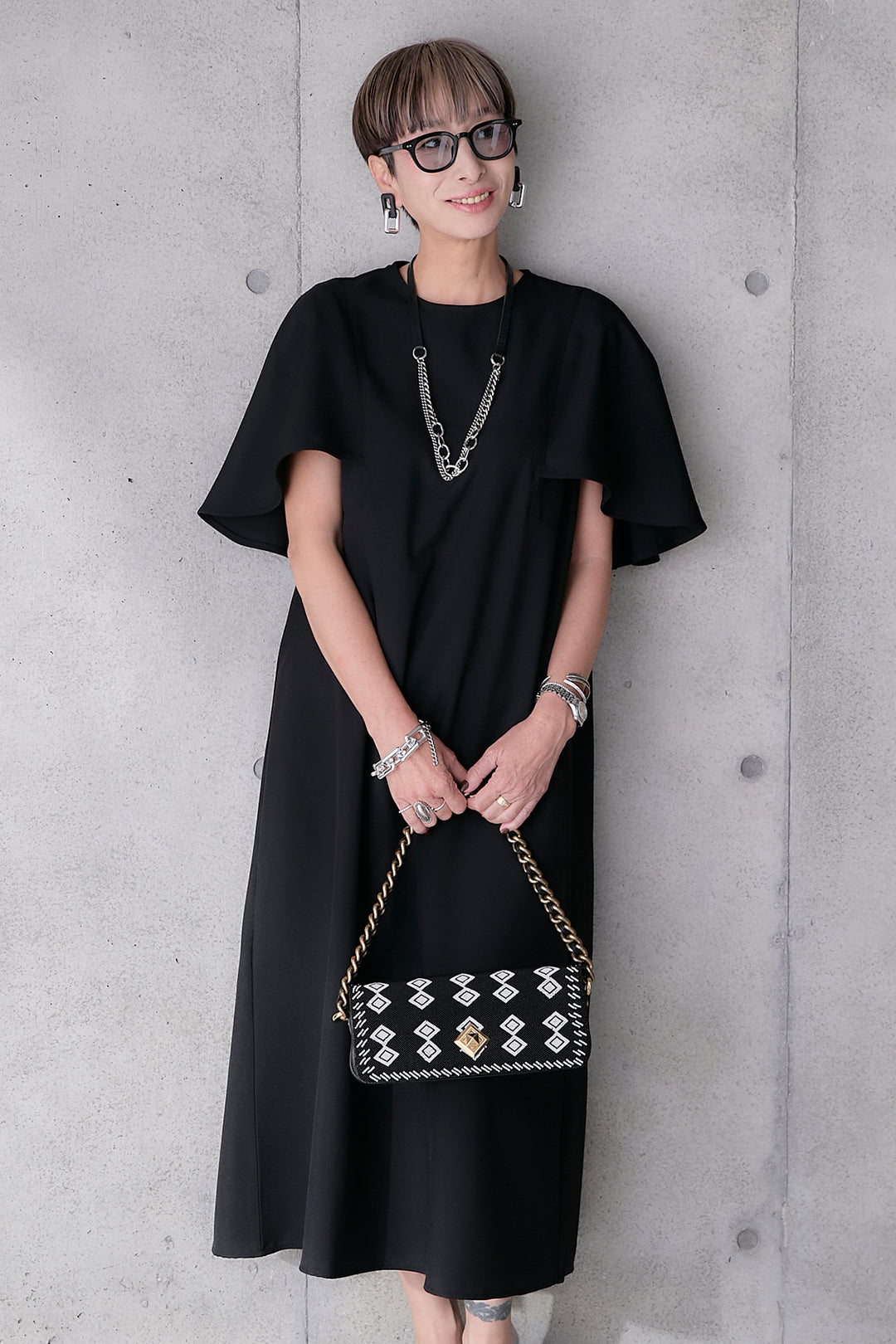 【予約】リネンタッチケープデザインワンピース