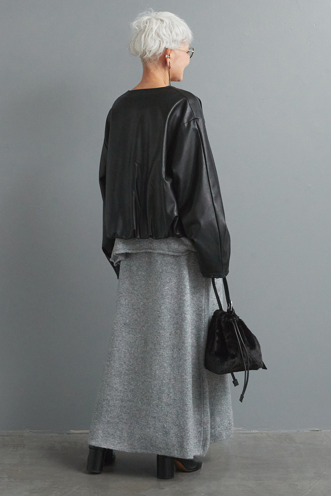 【SET】ビジューニットセットアップ+ラウンドシルエットエコレザーノーカラージャケット(2set)