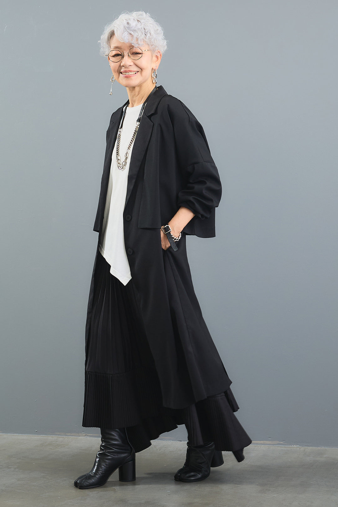 【SET】アシンメトリーロンT+ドッキングテーラードロングベスト+ドッキングノーカラーショートジャケット+アシンメトリープリーツスカート(4set)
