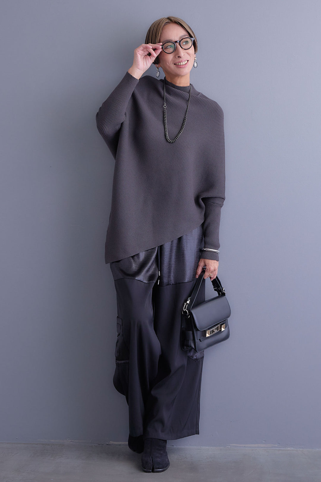 【SET】アシンメトリーオーバーニット+パテントデザインワイドパンツ(2set)