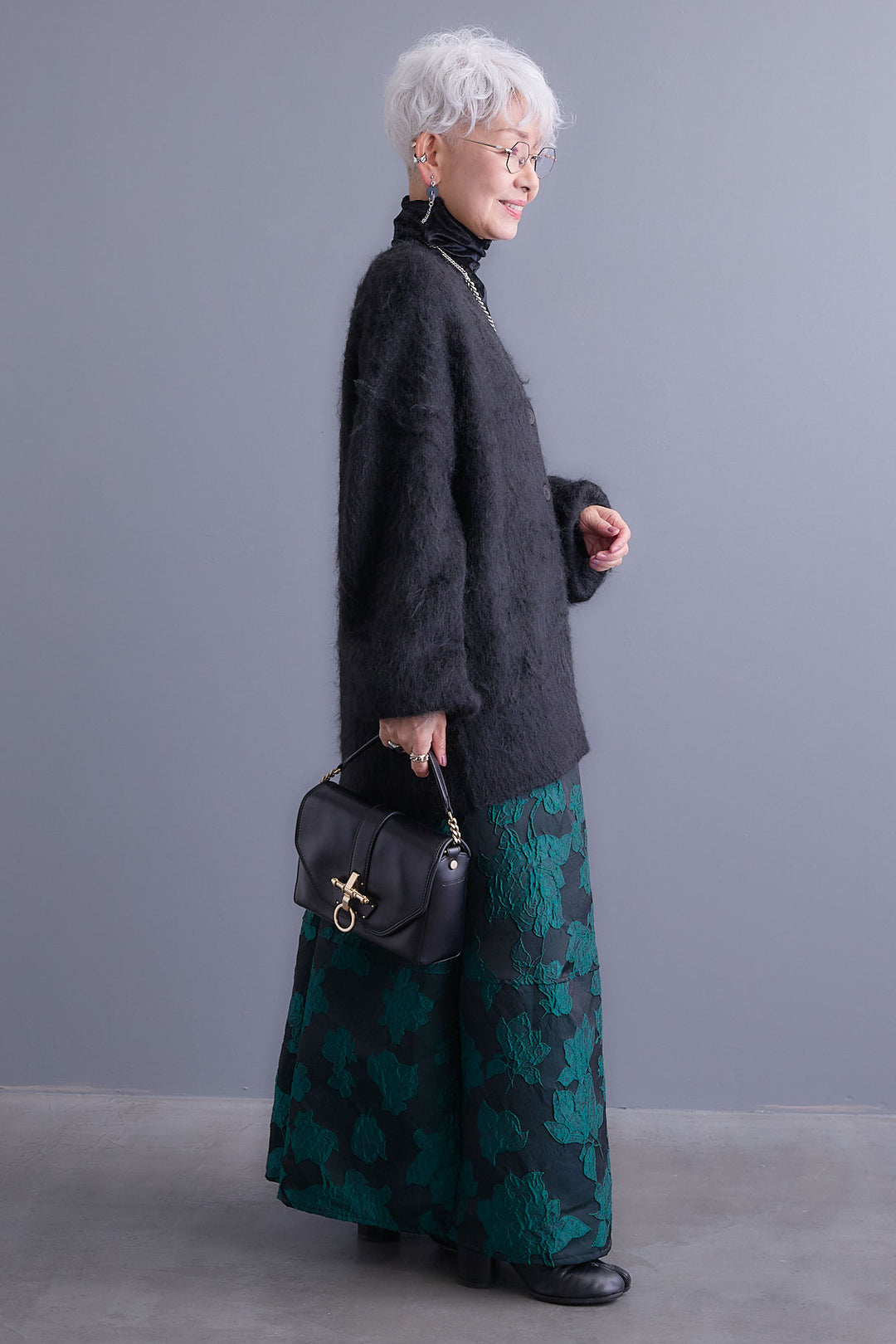 【SET】クラッシュベロアハイネックシアートップス+シャギーVネックニットカーディガン+ジャガードフラワースカート(3set)