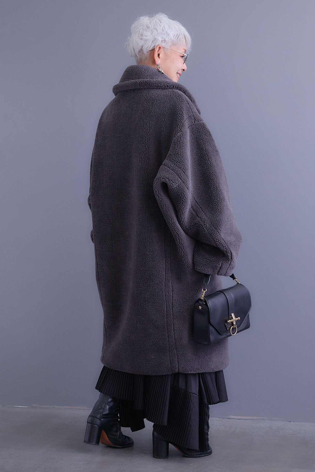 予約】テディボアロングコート – AIJAN