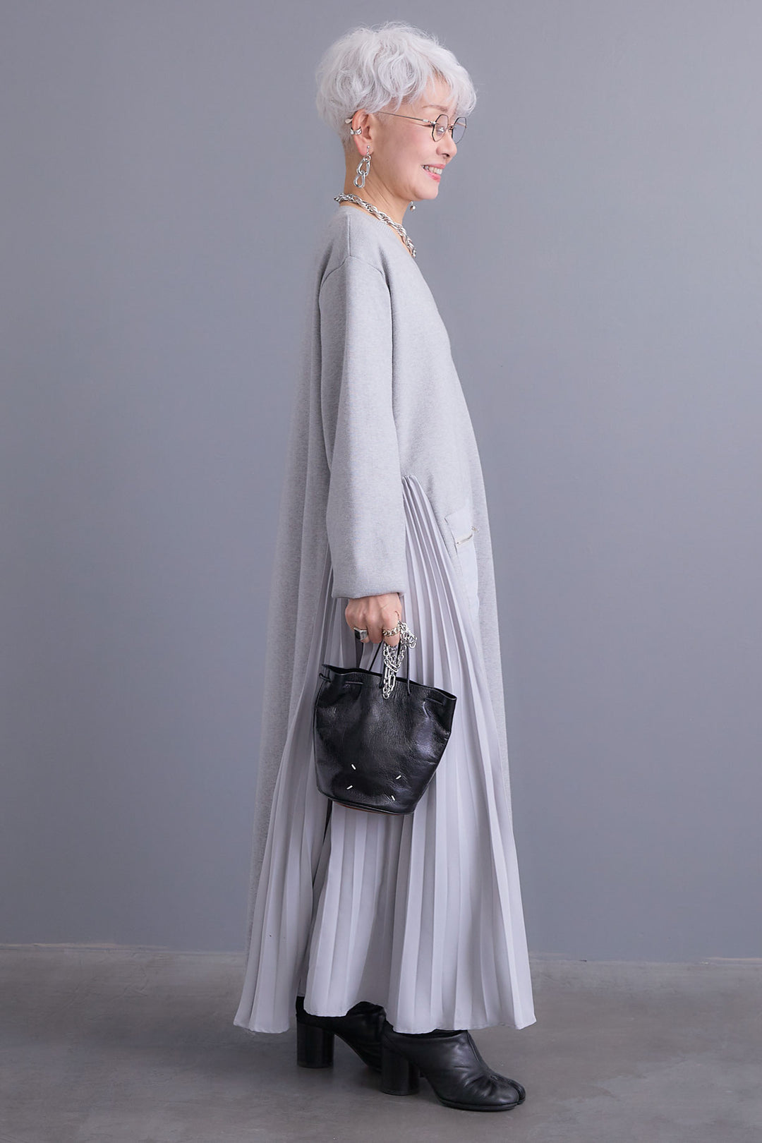 【予約】ZIPポケットサイドプリーツニットワンピース