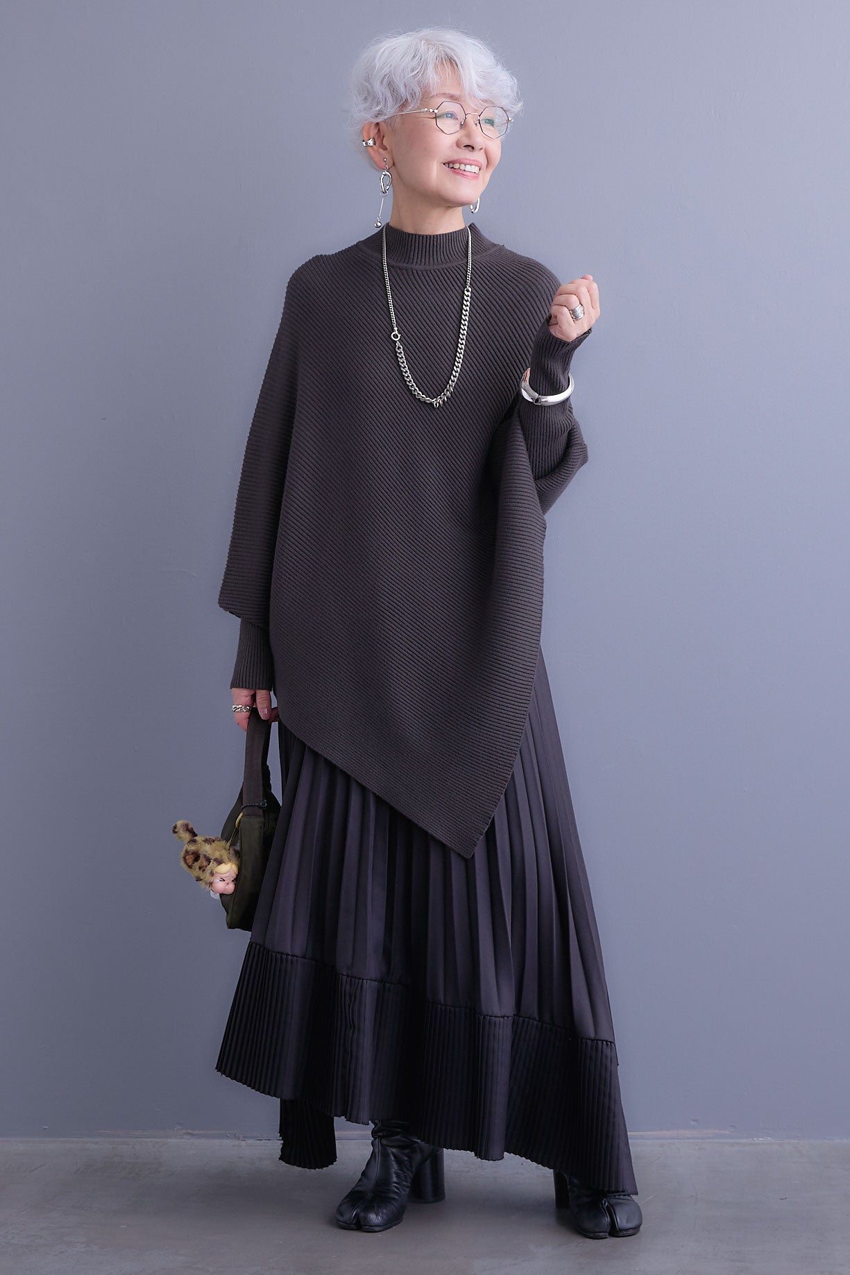 新色追加】【予約】アシンメトリープリーツスカート – AIJAN