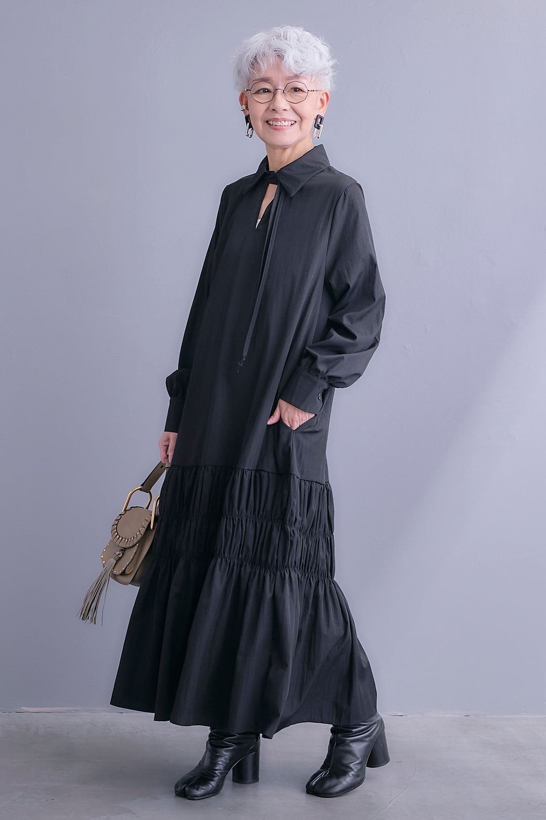 【予約】コードキーネックシャーリングデザインワンピース