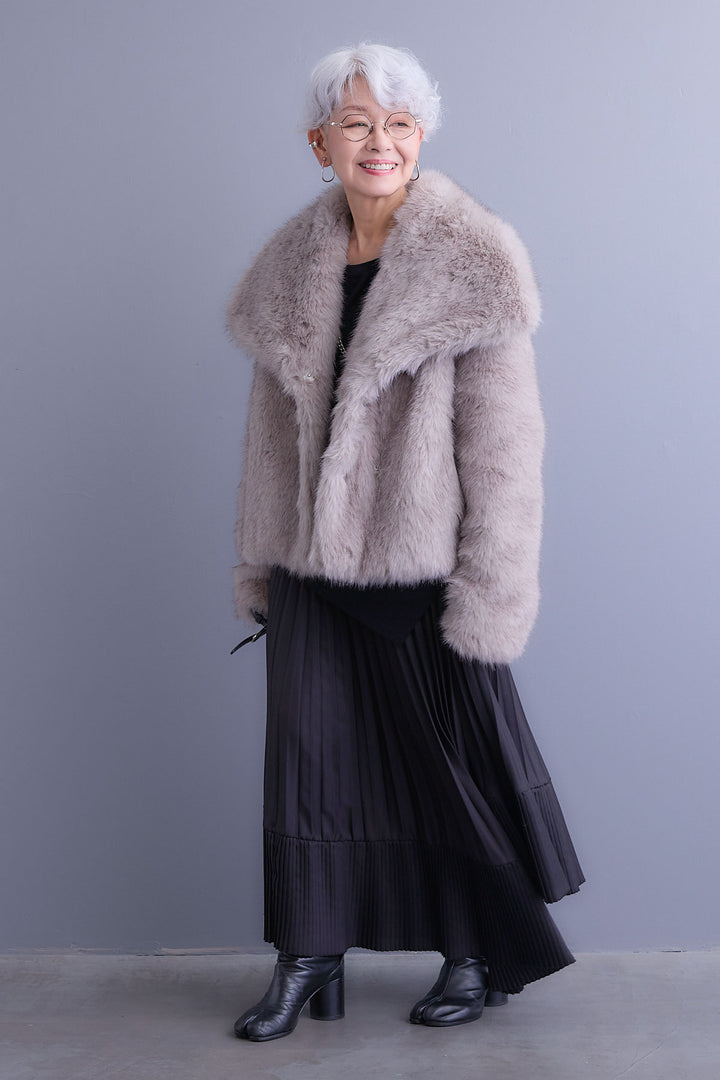 【SET】アシンメトリーロンT+オーバーカラーファーコート+アシンメトリープリーツスカート(3set)