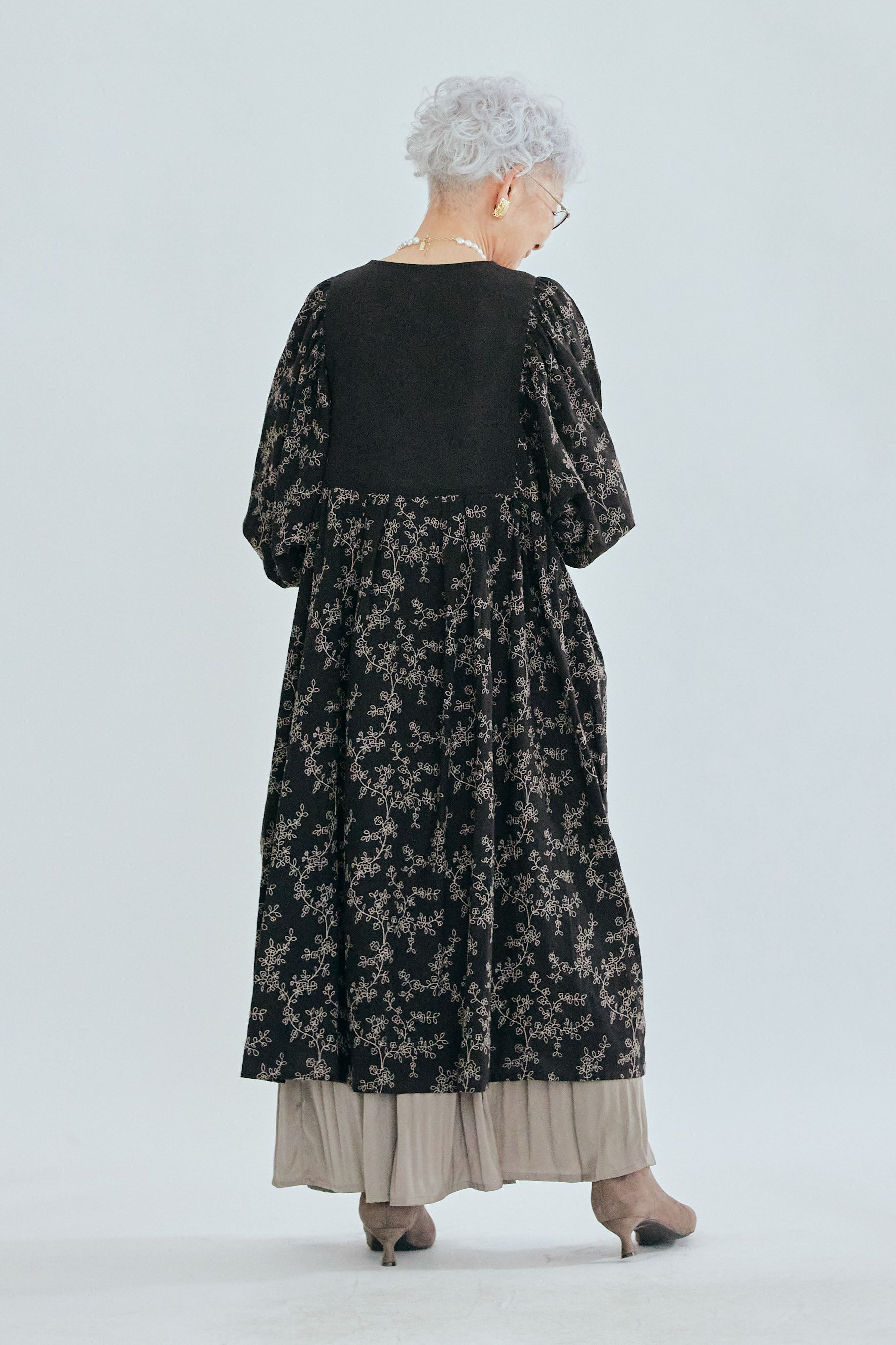 即納】総刺繍花柄ワンピース – AIJAN