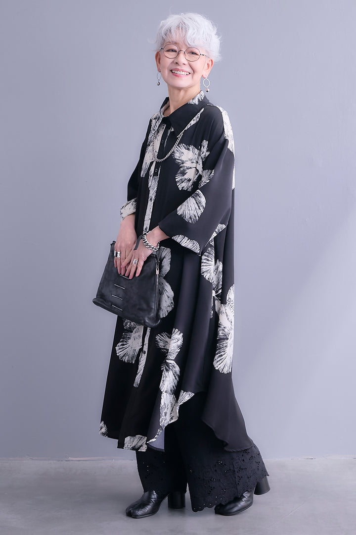 【予約】モノトーンフラワーアートシャツワンピース