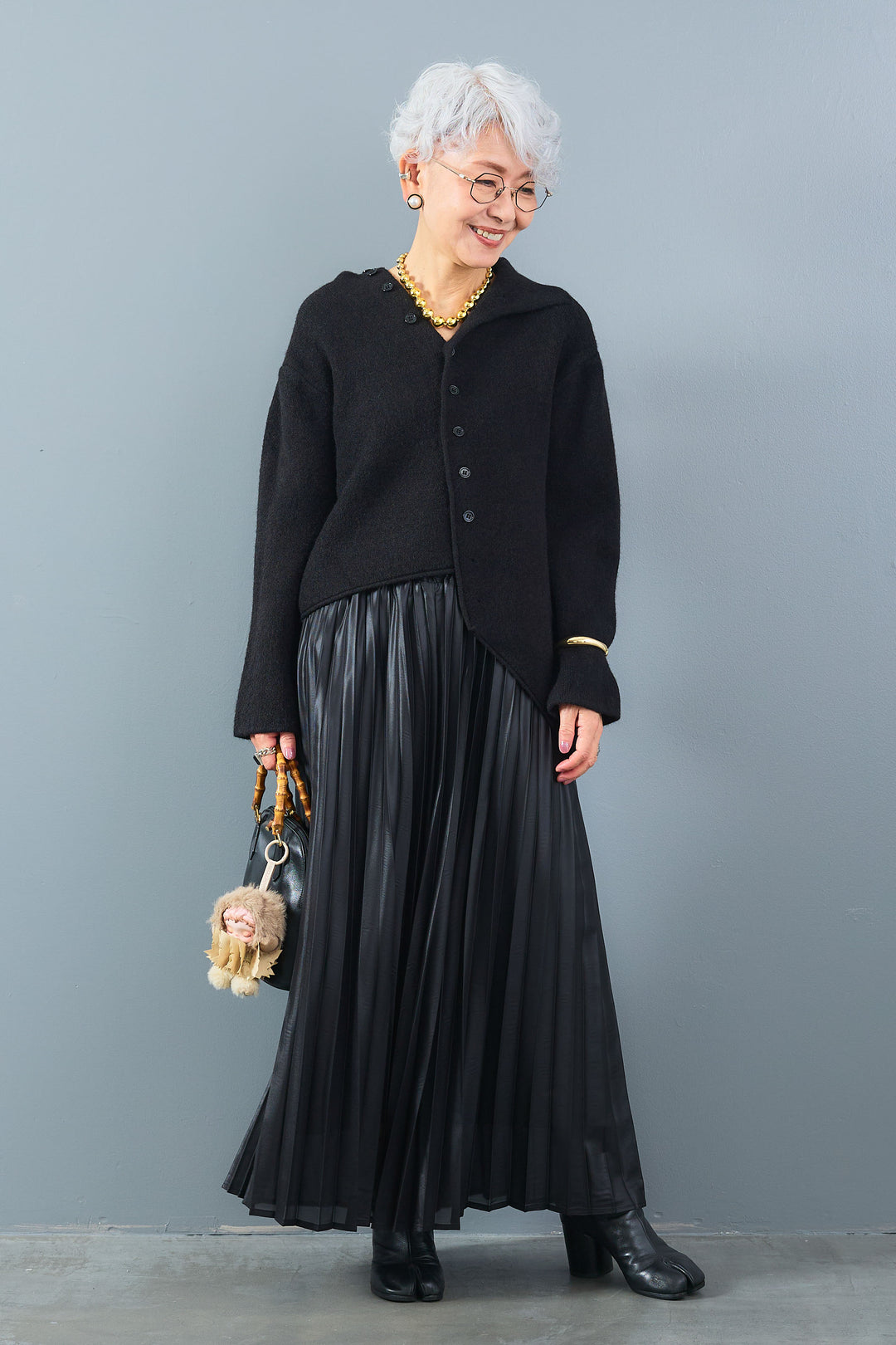【SET】アシメハイネックボタンニット+レザーライクプリーツスカート(2set)