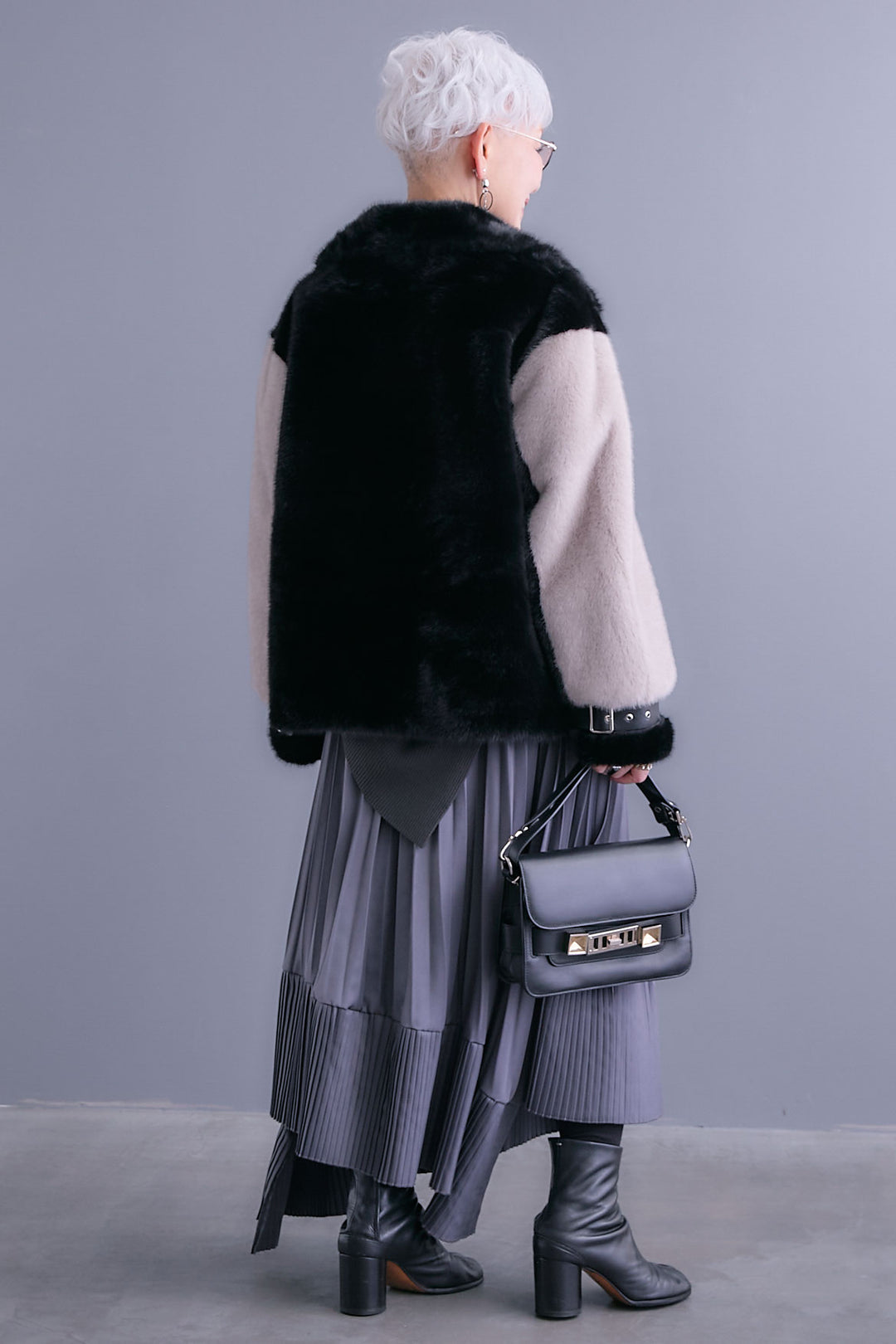 【SET】アシンメトリーオーバーニット+ライダースドッキングエコファージャケット+アシンメトリープリーツスカート(3set)