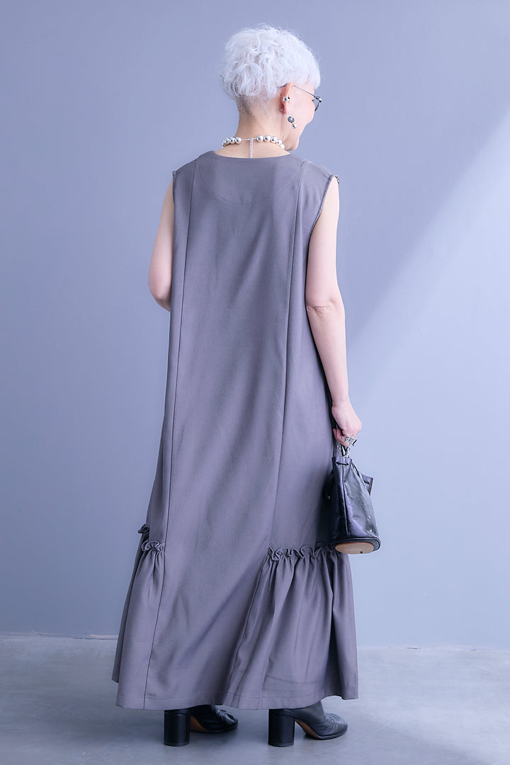 【予約】パイピングデザインスキッパーノースリーブワンピース