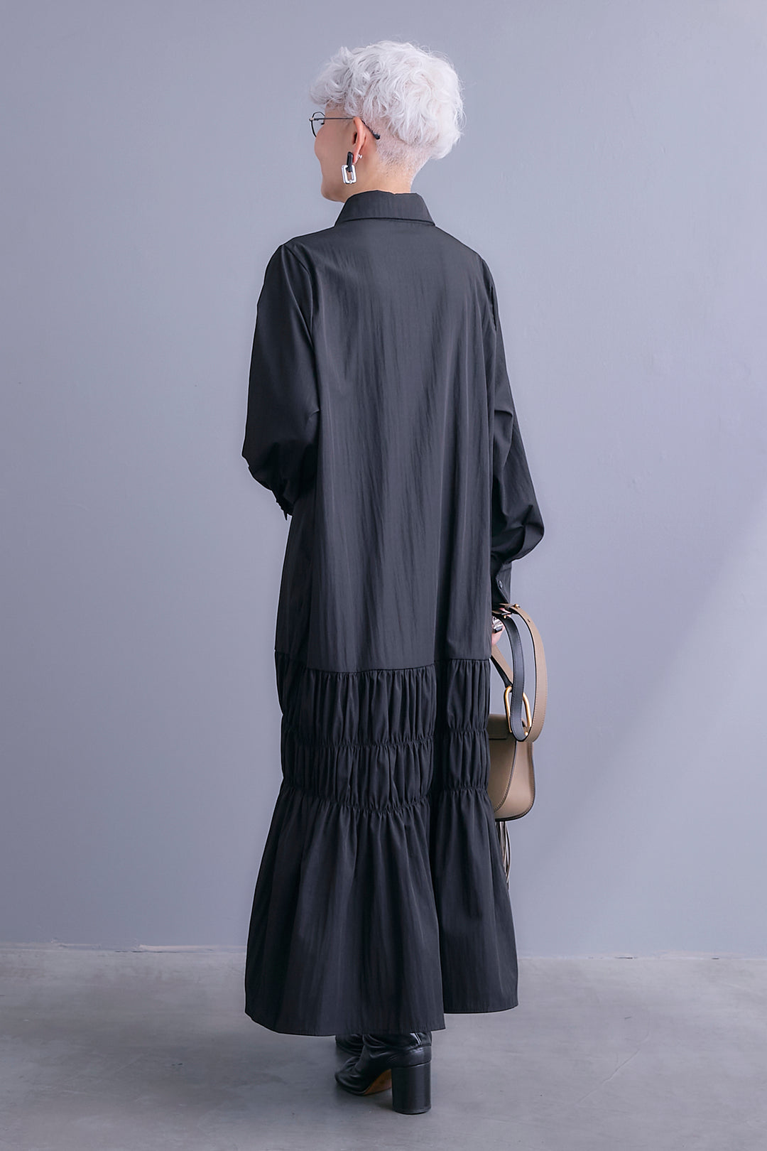 【予約】コードキーネックシャーリングデザインワンピース