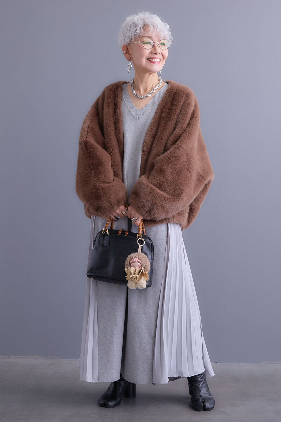 【SET】ZIPポケットサイドプリーツニットワンピース+ノーカラーラウンドシルエットファーコート(2set)