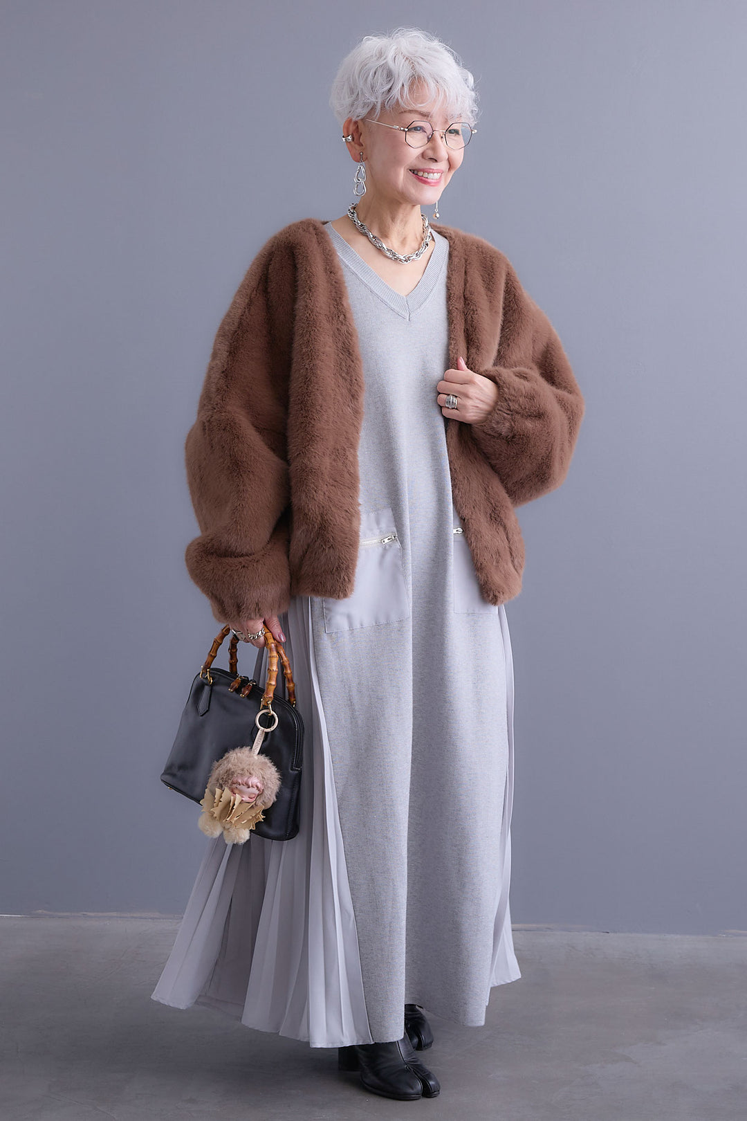 【SET】ZIPポケットサイドプリーツニットワンピース+ノーカラーラウンドシルエットファーコート(2set)