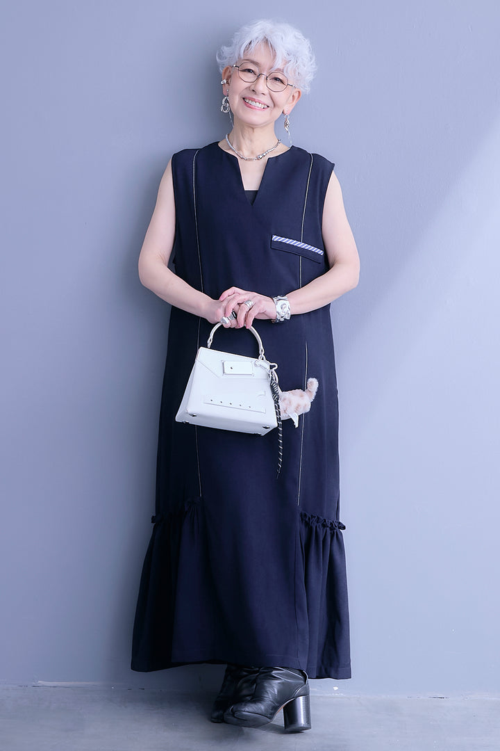 【予約】パイピングデザインスキッパーノースリーブワンピース