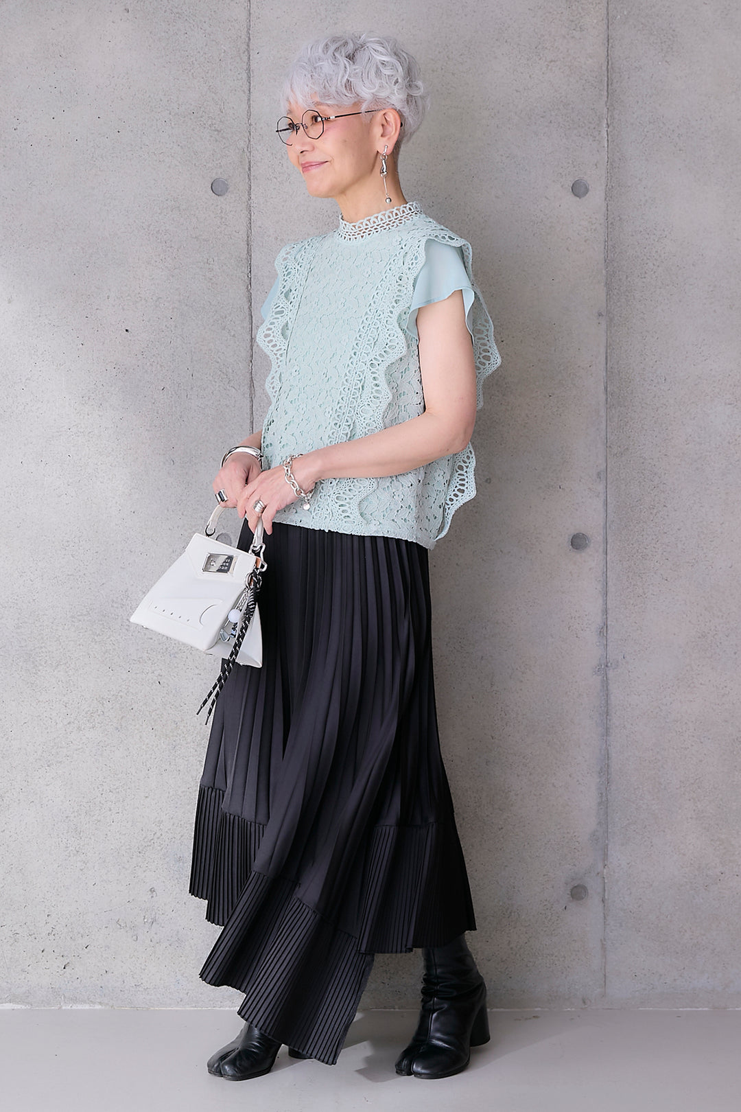 【SET】接触冷感スタンドカラーフレンチスリーブレースブラウス+アシンメトリープリーツスカート(2set)