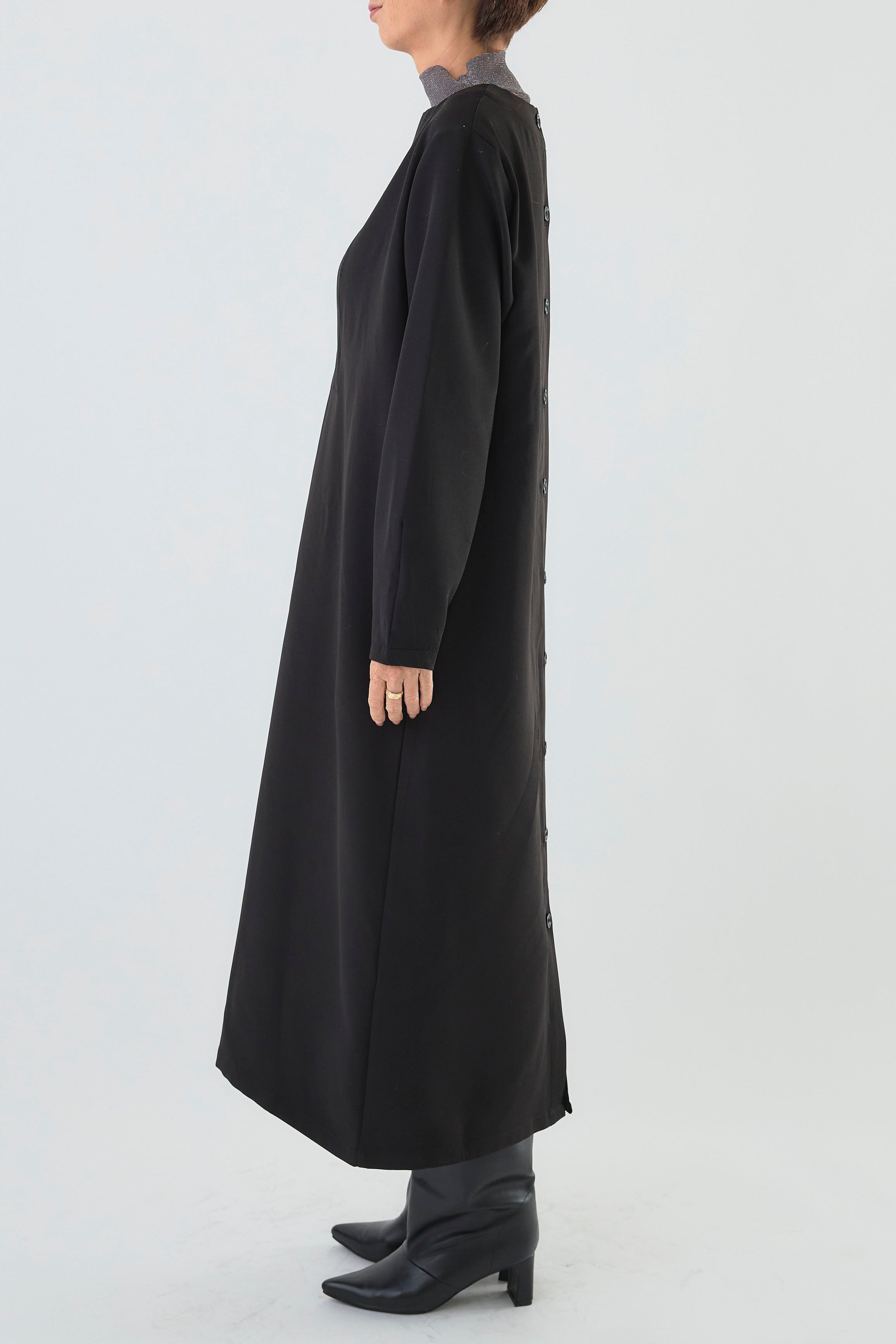 即納】ダブルクロスキーネックワンピース – AIJAN