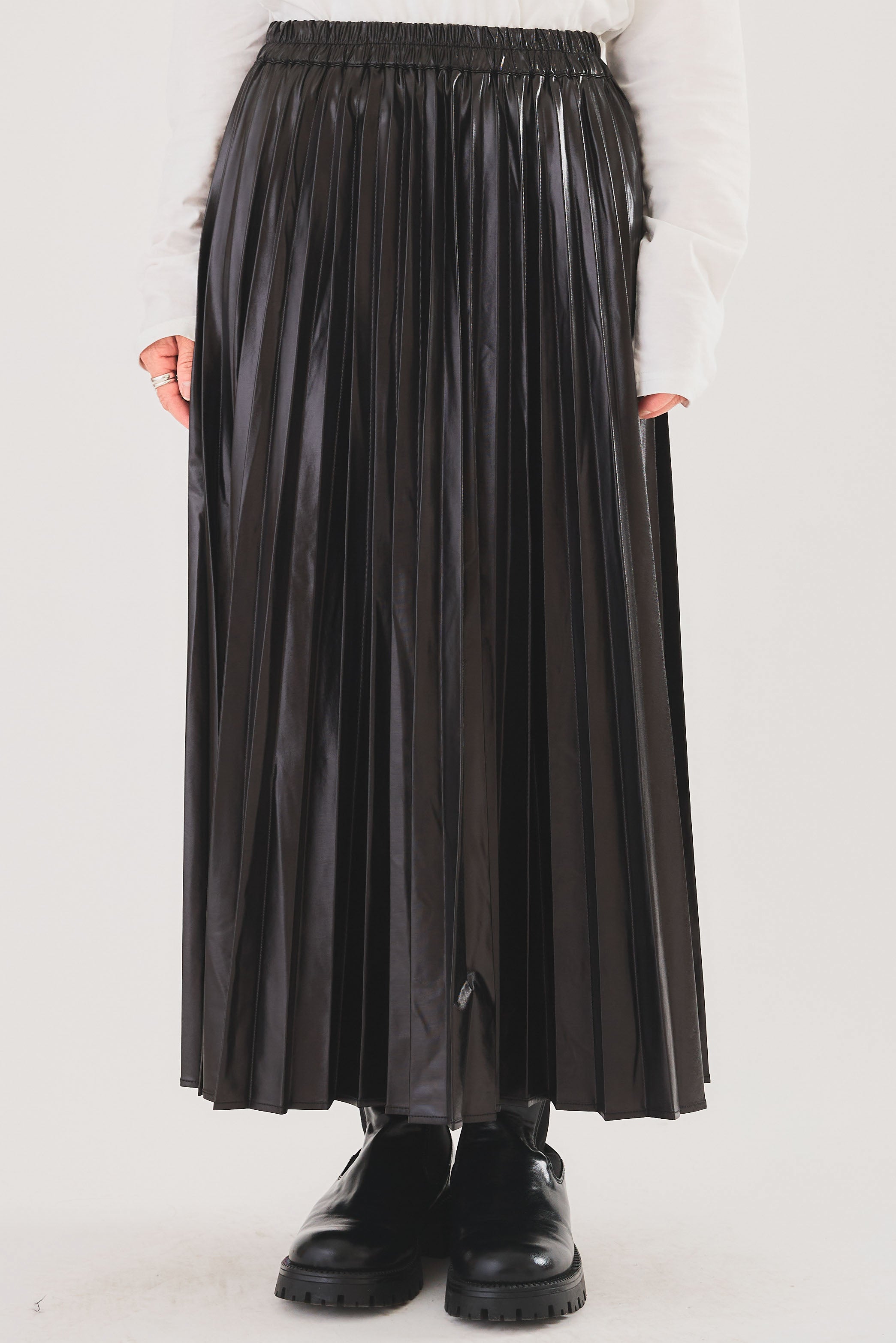 AIJAN 黒 プリーツスカート 新品タグ付き Skirt – AIJAN