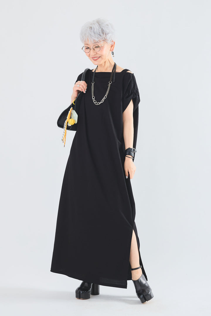 【予約】アシンメトリーネックドルマンワンピース