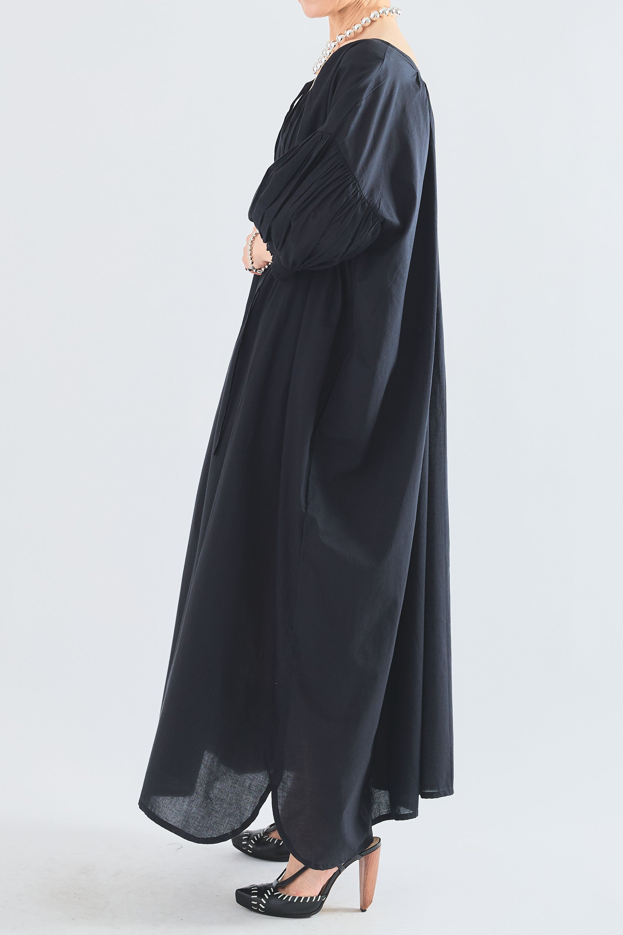 即納】前後2wayキャブリックギャザーワンピース – AIJAN