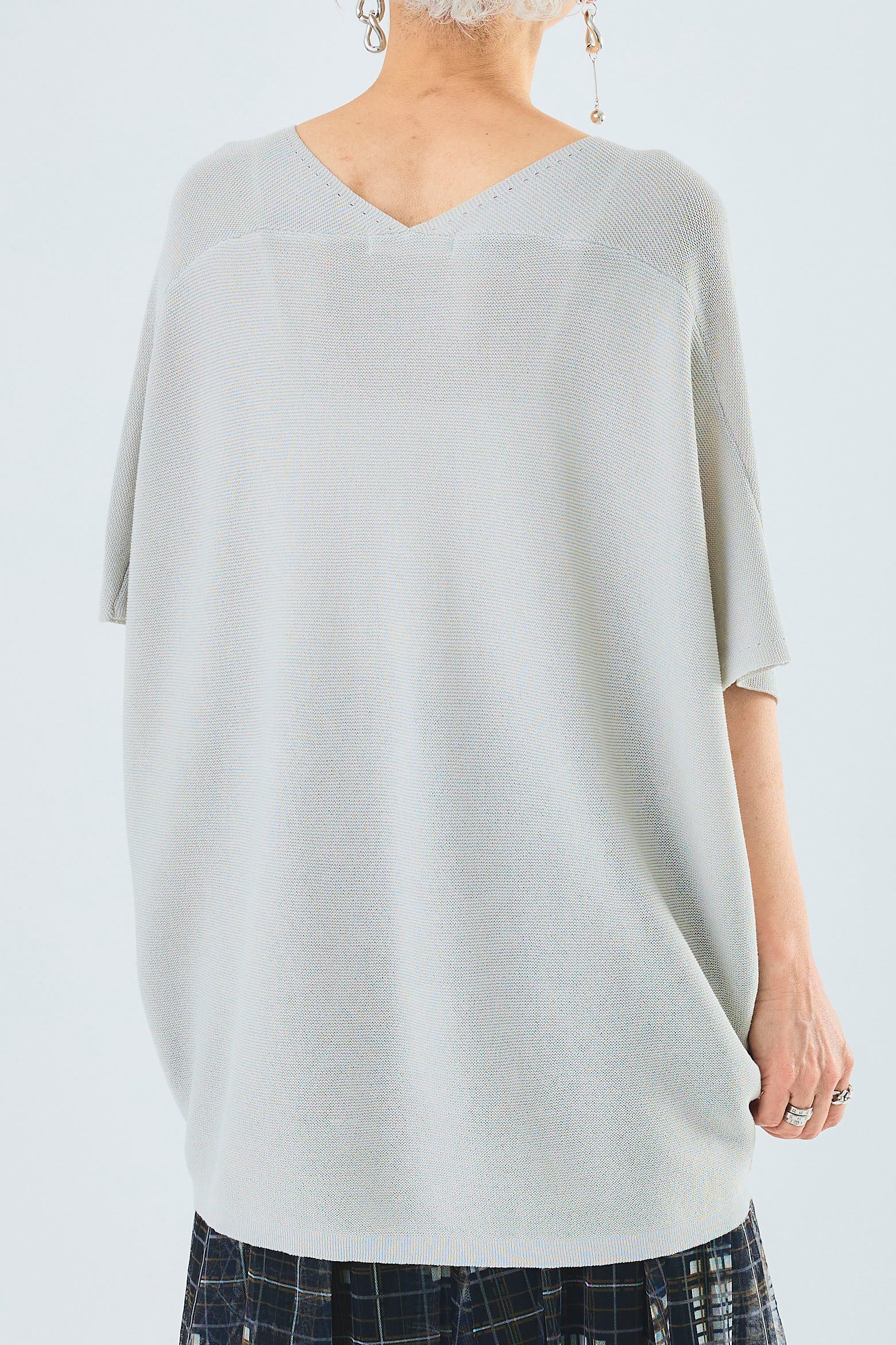 ADORE タックフレア ニットジャケット ドルマン袖 ジップアップ 38 ADORE タックフレア ニットジャケット ドルマン袖 ジップアップ 38