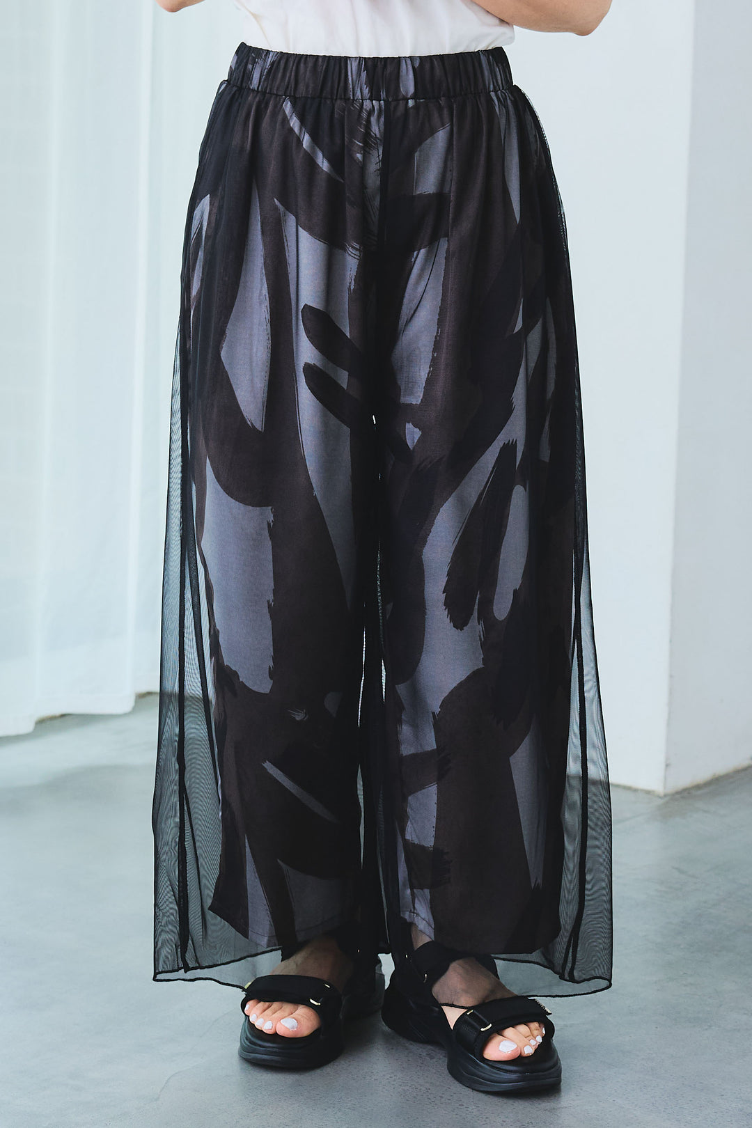 【SET】ギャザーネックロングテールZIPブラウス+シアーチュールレイヤードアートパンツ(2set)
