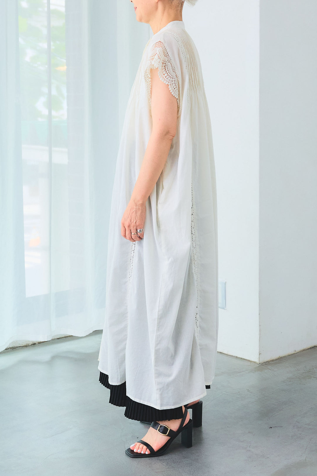 【SET】ショルダーレースピンタックシャツワンピース+アシンメトリーラッフルプリーツスカート(2set)