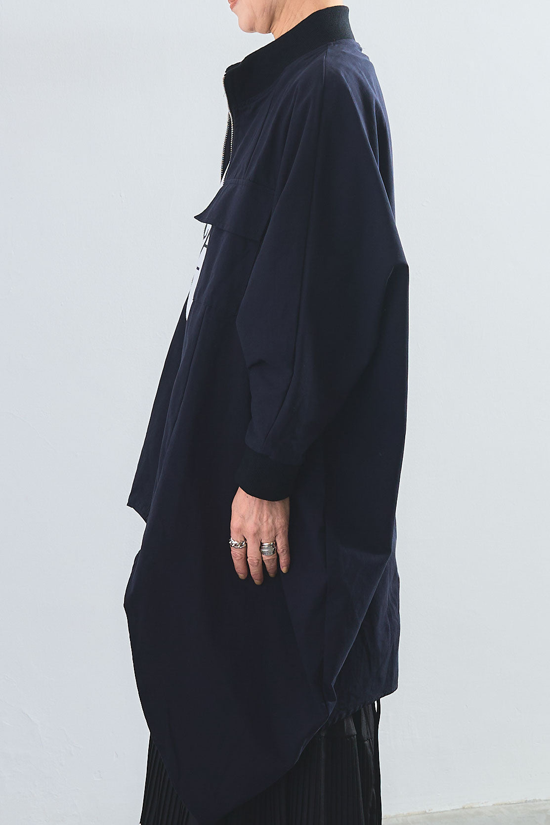 ASTRAET アストラット ギャバ ドルマン ブルゾン　着丈短め ASTRAET（アストラット）の「＜ASTRAET（アストラット）＞バック