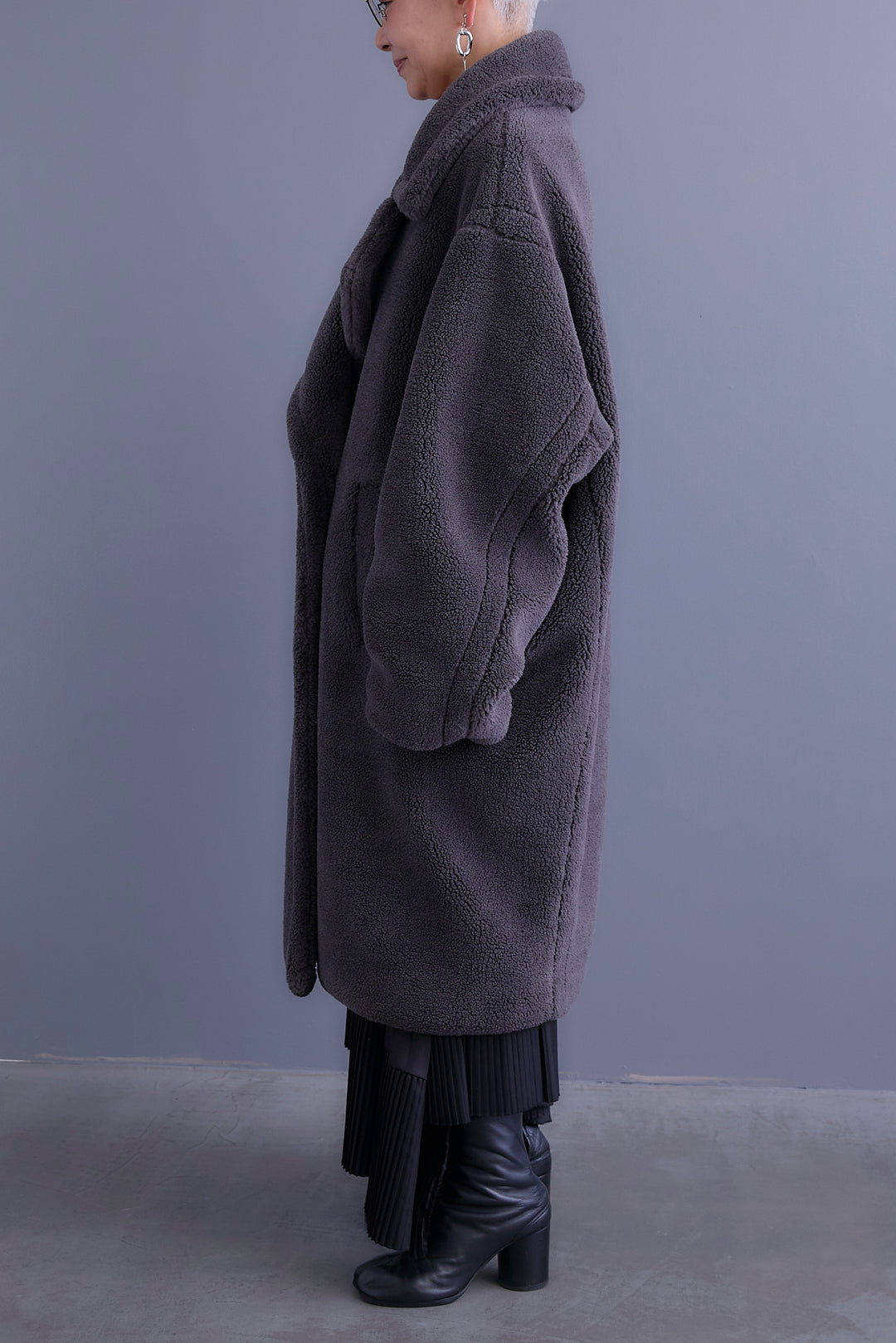 【SET】アシンメトリーオーバーニット+テディボアロングコート+アシンメトリープリーツスカート(3set)