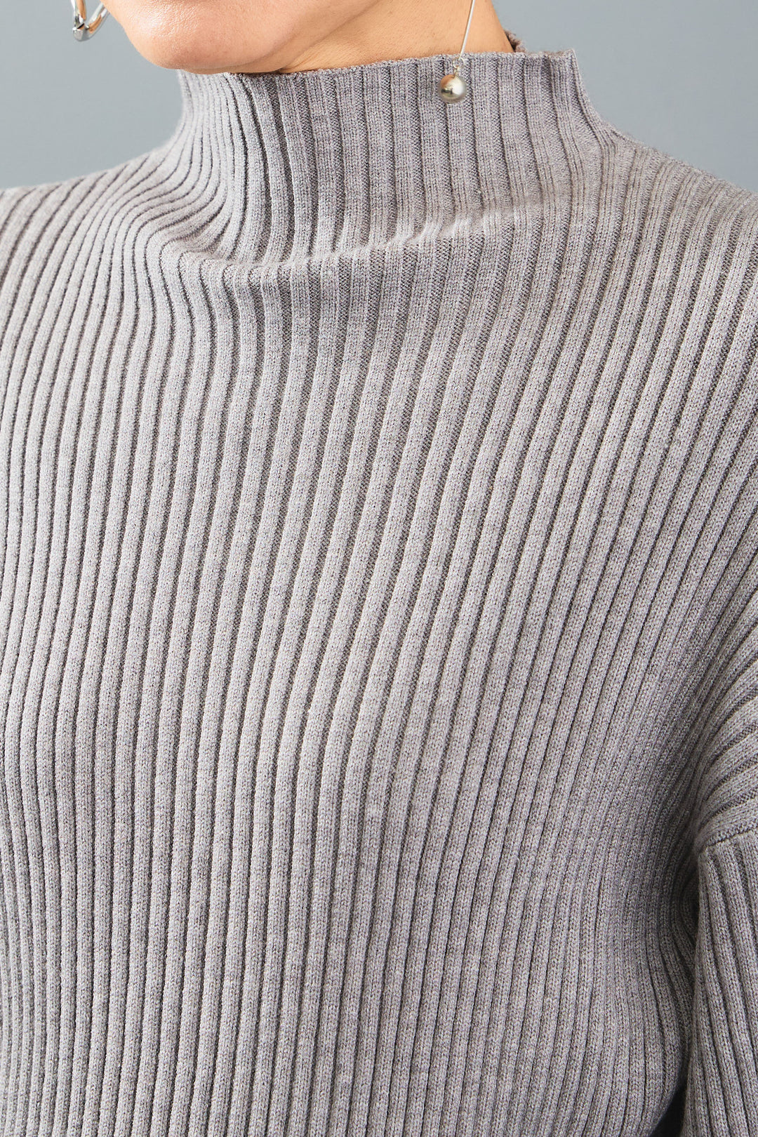 【SET】ボリュームスリーブハイネックリラクシーニット+ノーカラーラウンドシルエットファーコート+アシンメトリープリーツスカート(3set)