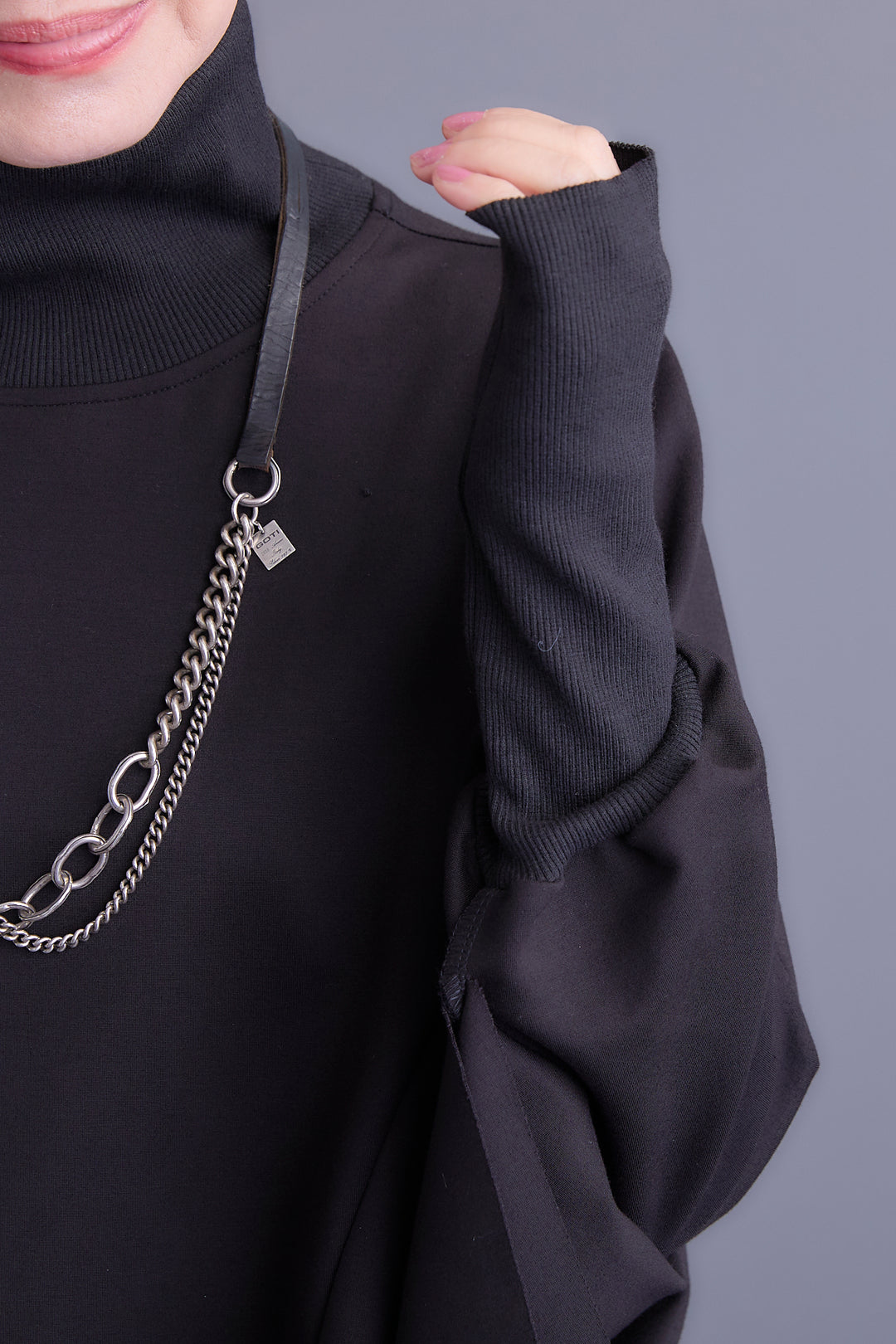 【SET】アシメハイネックポンチョプルオーバー+アシンメトリープリーツスカート(2set)