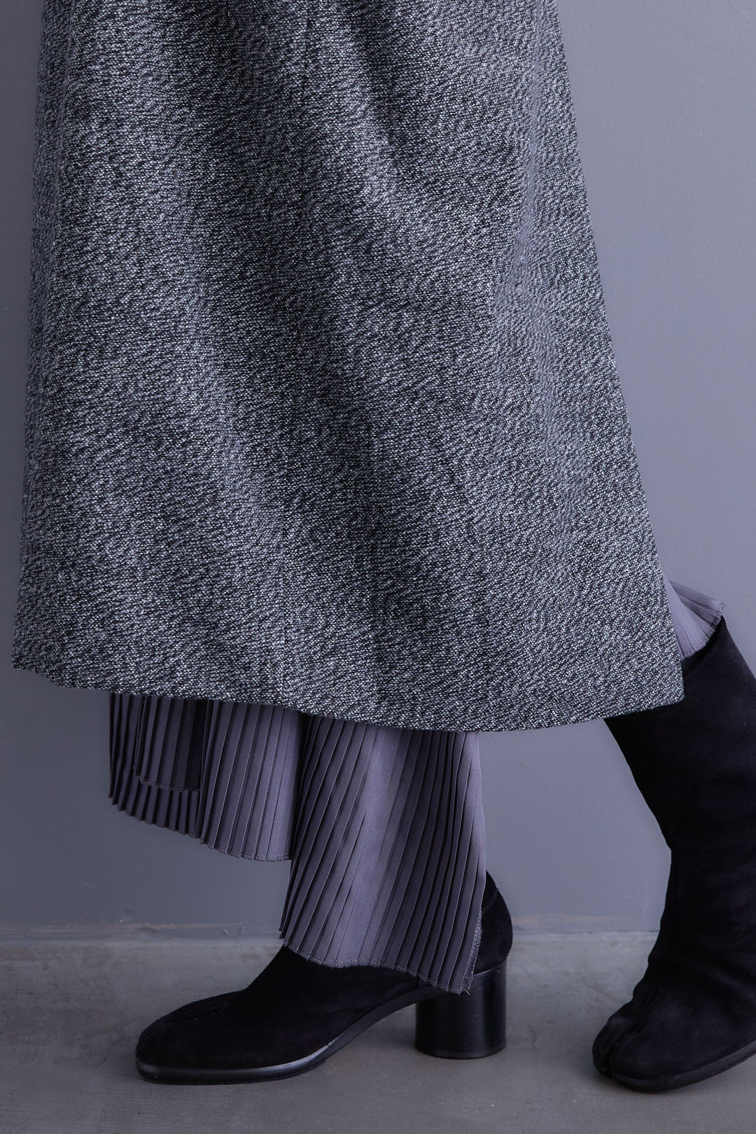 【SET】アシンメトリーオーバーニット+ツイードロングチェスターコート+アシンメトリープリーツスカート(3set)