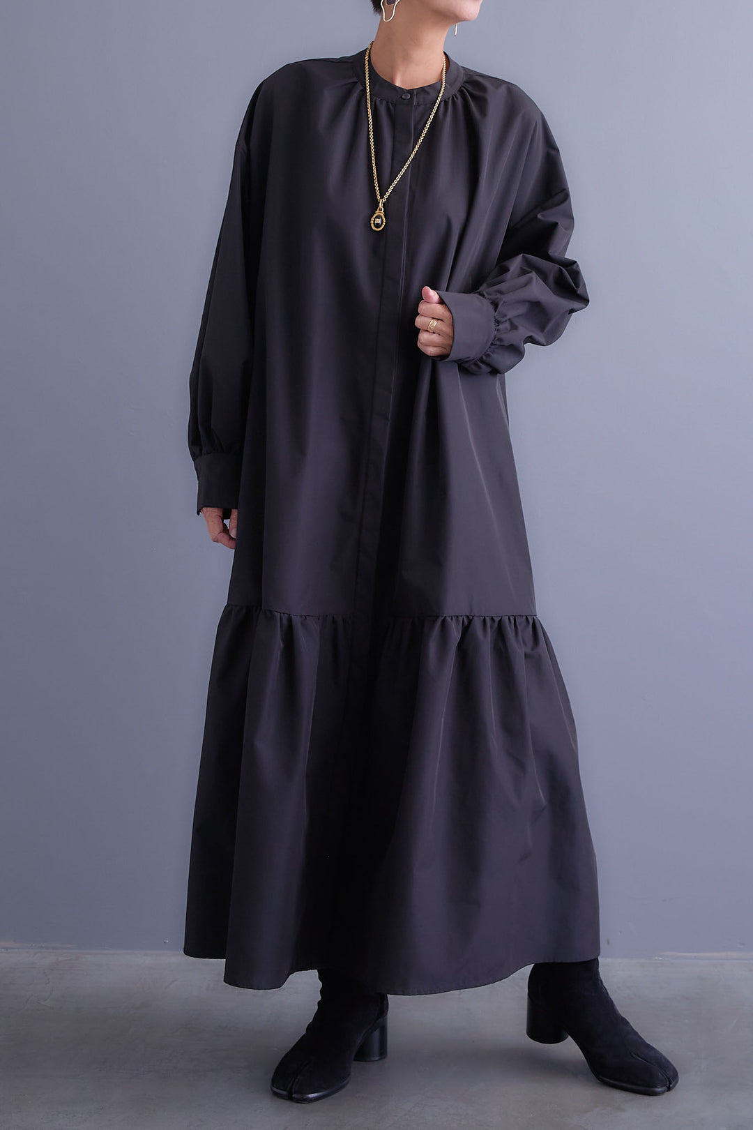 【予約】ボリュームスリーブバックシャンワンピース