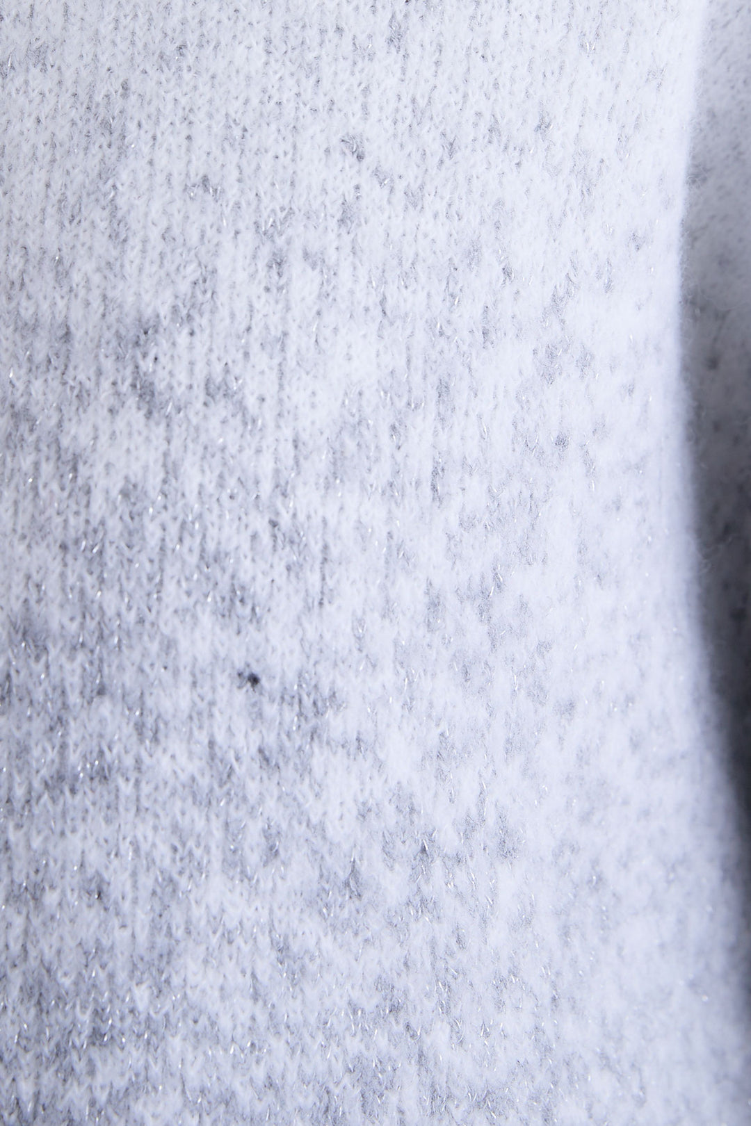 【予約】グラデーションラメクルーネックニット