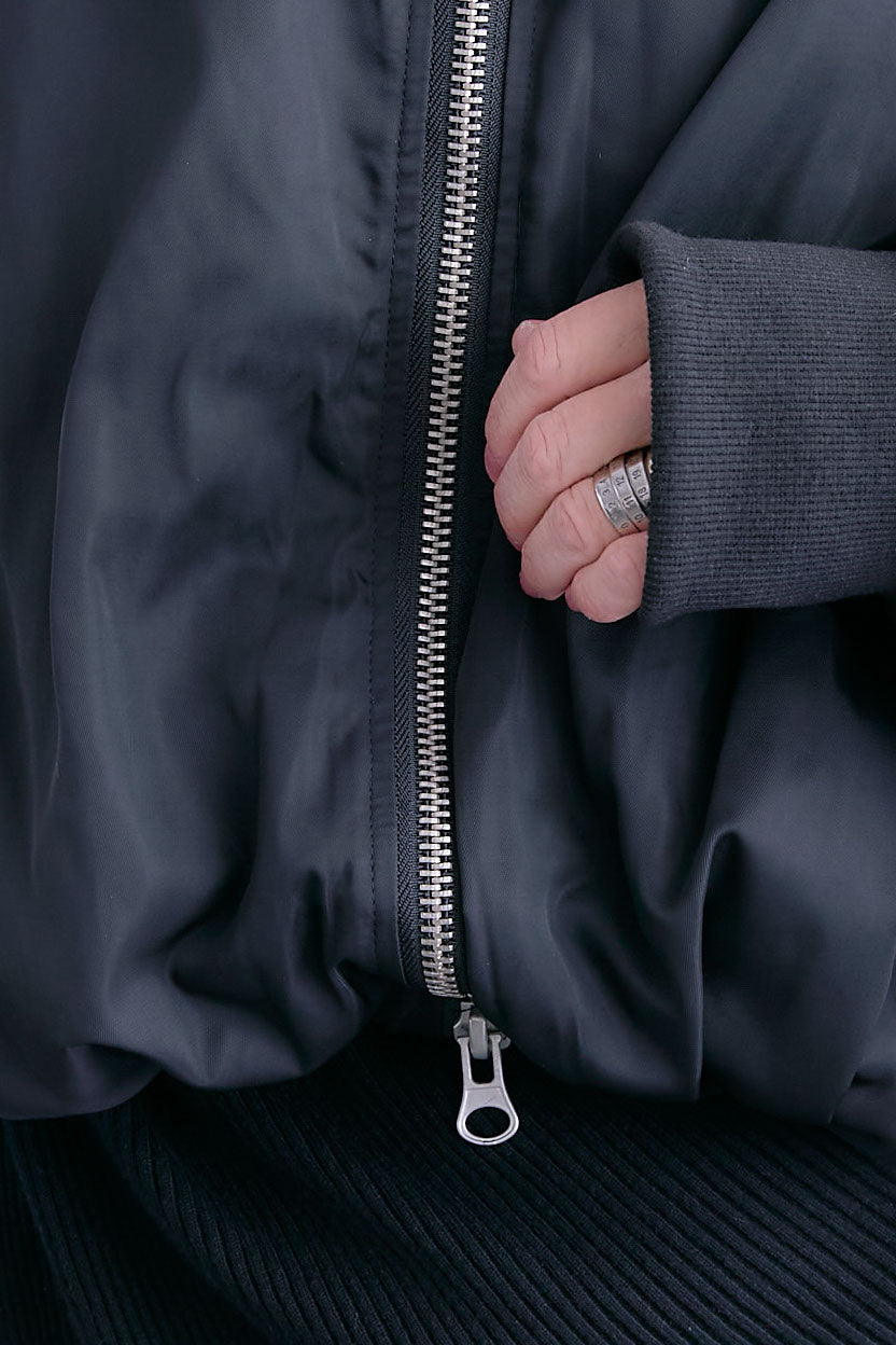 【SET】アシンメトリーオーバーニット+チュールフラワースリーブMA-1【2WAY】+アシンメトリープリーツスカート(3set)