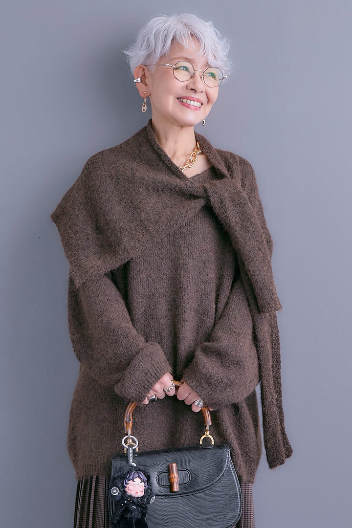 【予約】カーデケープVネックニット