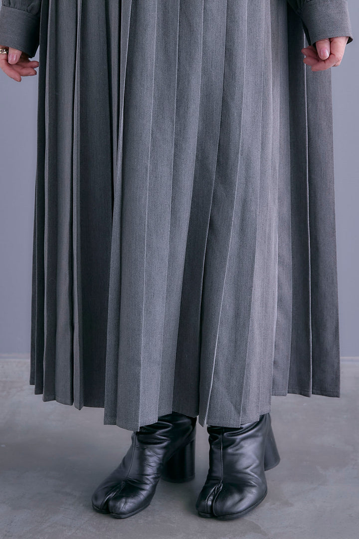 【予約】イレギュラープリーツワンピース