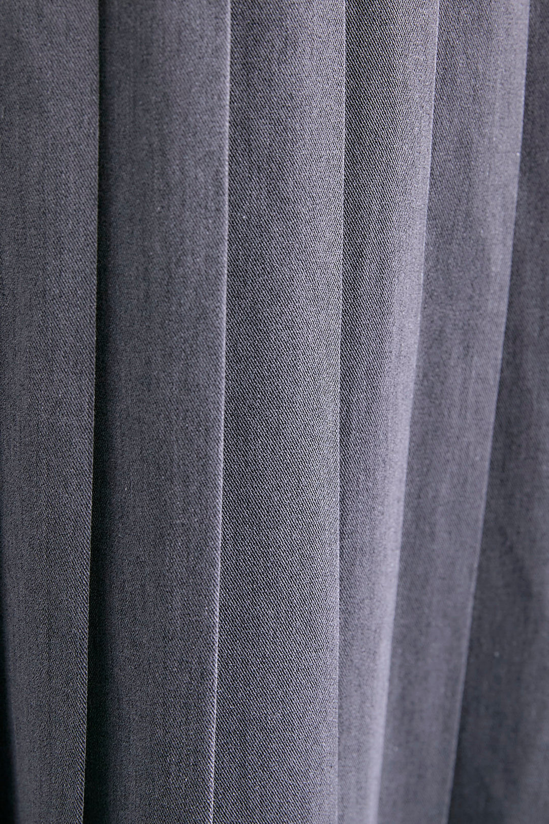 【予約】イレギュラープリーツワンピース