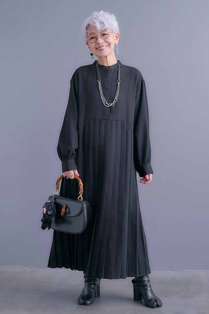 【予約】イレギュラープリーツワンピース