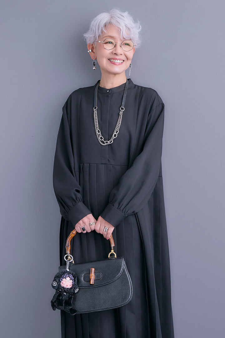 【予約】イレギュラープリーツワンピース