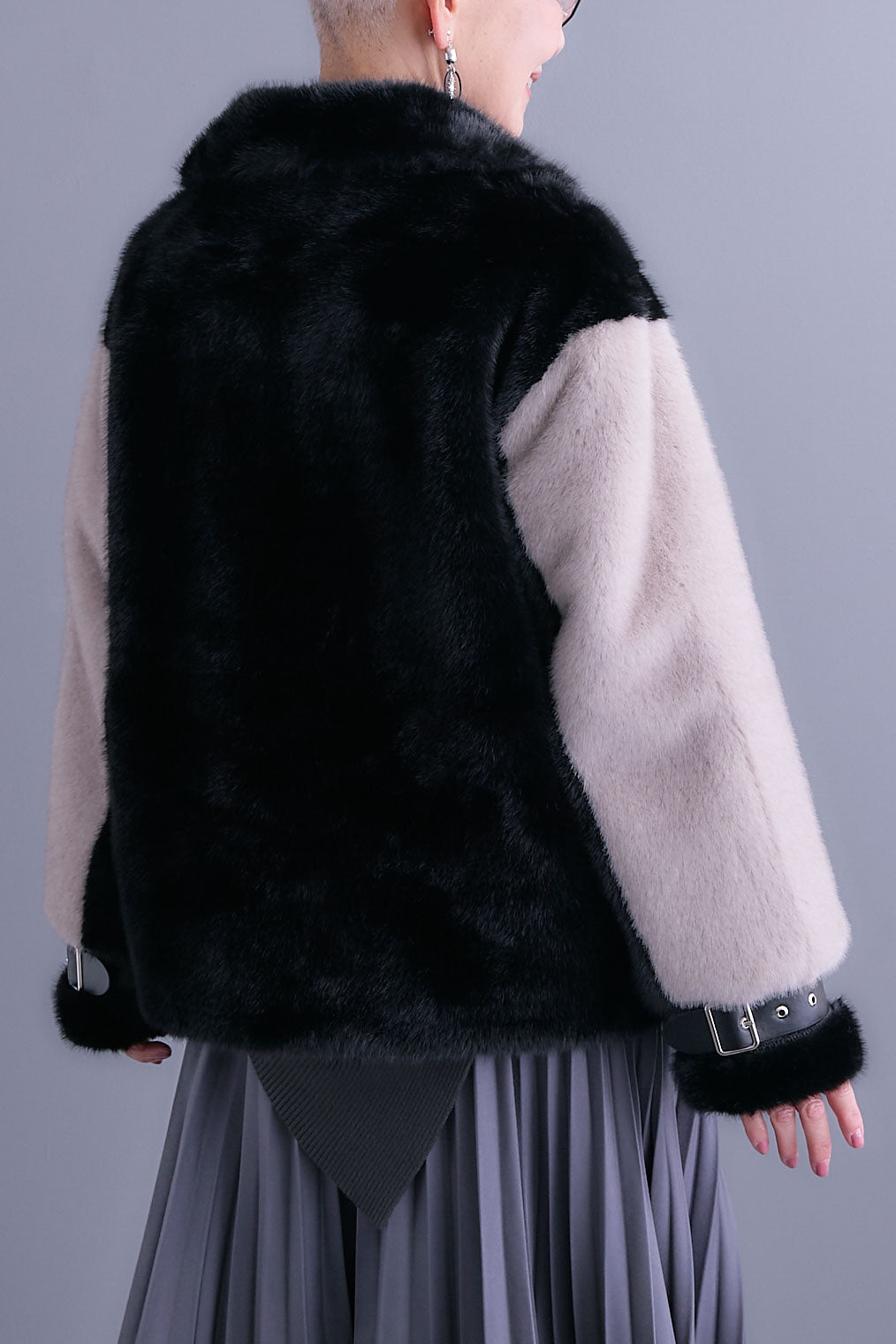 【SET】アシンメトリーオーバーニット+ライダースドッキングエコファージャケット+アシンメトリープリーツスカート(3set)