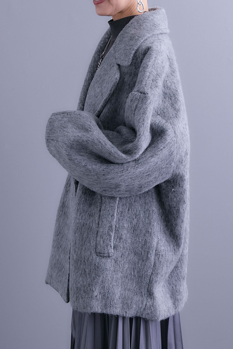 【SET】アシンメトリーオーバーニット+ワイドラペルコクーンスリーブシャギーコート+アシンメトリープリーツスカート(3set)