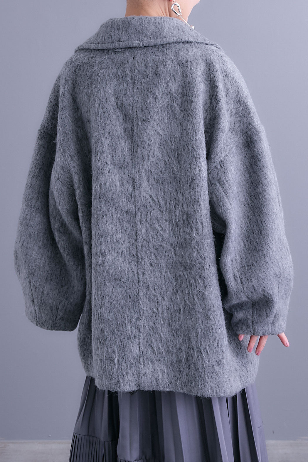 【SET】アシンメトリーオーバーニット+ワイドラペルコクーンスリーブシャギーコート+アシンメトリープリーツスカート(3set)